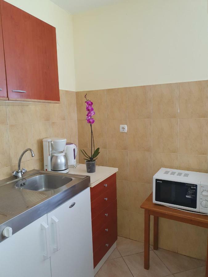 Apartments Slavica Rab Town Esterno foto