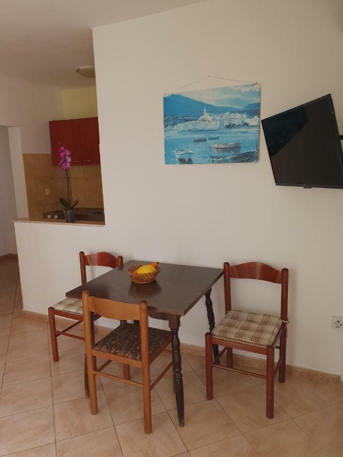 Apartments Slavica Rab Town Esterno foto