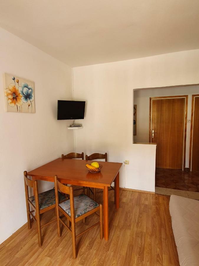 Apartments Slavica Rab Town Esterno foto