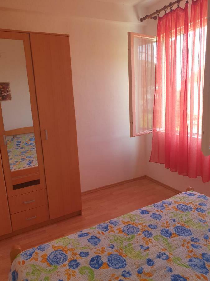 Apartments Slavica Rab Town Esterno foto